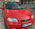 Красный Шевроле Авео, объемом двигателя 1.5 л и пробегом 223 тыс. км за 3200 $, фото 3 на Automoto.ua