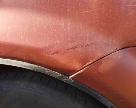 Красный Шевроле Авео, объемом двигателя 1.5 л и пробегом 350 тыс. км за 1800 $, фото 9 на Automoto.ua