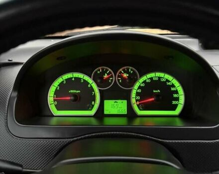 Красный Шевроле Авео, объемом двигателя 1.4 л и пробегом 169 тыс. км за 4200 $, фото 24 на Automoto.ua