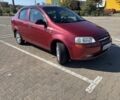 Червоний Шевроле Авео, об'ємом двигуна 1.5 л та пробігом 250 тис. км за 2700 $, фото 1 на Automoto.ua