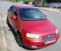 Красный Шевроле Авео, объемом двигателя 1.5 л и пробегом 185 тыс. км за 3500 $, фото 1 на Automoto.ua