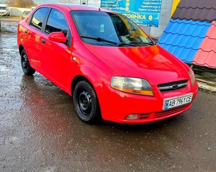 Красный Шевроле Авео, объемом двигателя 1.5 л и пробегом 280 тыс. км за 1950 $, фото 2 на Automoto.ua