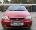 Красный Шевроле Авео, объемом двигателя 1.5 л и пробегом 322 тыс. км за 3500 $, фото 1 на Automoto.ua