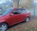 Красный Шевроле Авео, объемом двигателя 1.5 л и пробегом 290 тыс. км за 2400 $, фото 4 на Automoto.ua