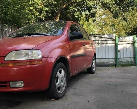 Красный Шевроле Авео, объемом двигателя 1.5 л и пробегом 220 тыс. км за 1100 $, фото 3 на Automoto.ua