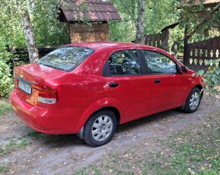 Червоний Шевроле Авео, об'ємом двигуна 1.5 л та пробігом 185 тис. км за 2400 $, фото 3 на Automoto.ua