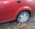 Красный Шевроле Авео, объемом двигателя 1.5 л и пробегом 290 тыс. км за 2400 $, фото 11 на Automoto.ua