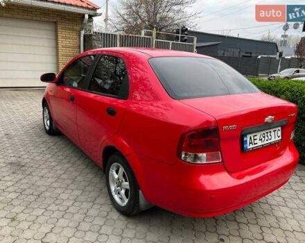 Красный Шевроле Авео, объемом двигателя 1.5 л и пробегом 222 тыс. км за 3500 $, фото 4 на Automoto.ua