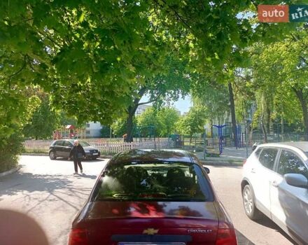 Красный Шевроле Авео, объемом двигателя 1.5 л и пробегом 320 тыс. км за 2500 $, фото 3 на Automoto.ua