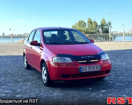 Красный Шевроле Авео, объемом двигателя 1.5 л и пробегом 195 тыс. км за 3100 $, фото 1 на Automoto.ua