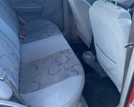 Красный Шевроле Авео, объемом двигателя 1.5 л и пробегом 220 тыс. км за 2700 $, фото 6 на Automoto.ua