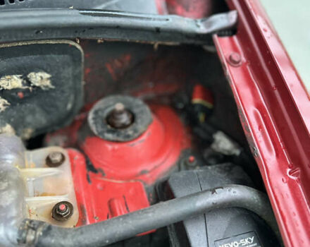 Красный Шевроле Авео, объемом двигателя 1.5 л и пробегом 268 тыс. км за 3500 $, фото 21 на Automoto.ua