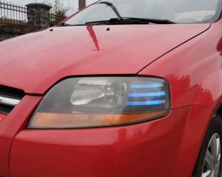 Красный Шевроле Авео, объемом двигателя 1.5 л и пробегом 185 тыс. км за 3000 $, фото 9 на Automoto.ua