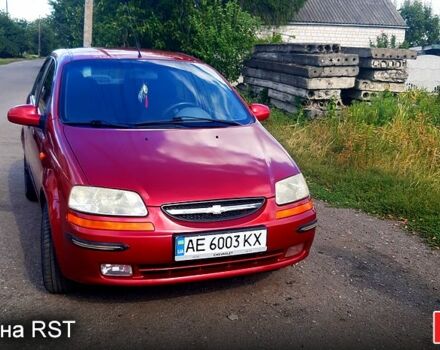 Красный Шевроле Авео, объемом двигателя 1.5 л и пробегом 262 тыс. км за 3200 $, фото 9 на Automoto.ua