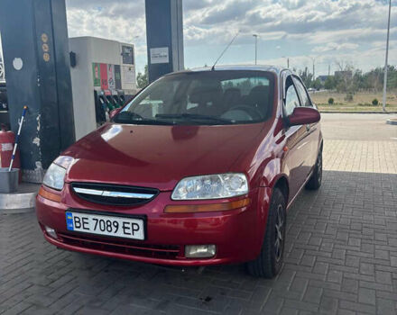 Красный Шевроле Авео, объемом двигателя 1.5 л и пробегом 179 тыс. км за 3500 $, фото 1 на Automoto.ua