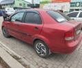 Красный Шевроле Авео, объемом двигателя 1.5 л и пробегом 300 тыс. км за 1700 $, фото 5 на Automoto.ua