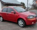 Красный Шевроле Авео, объемом двигателя 1.5 л и пробегом 184 тыс. км за 3850 $, фото 1 на Automoto.ua