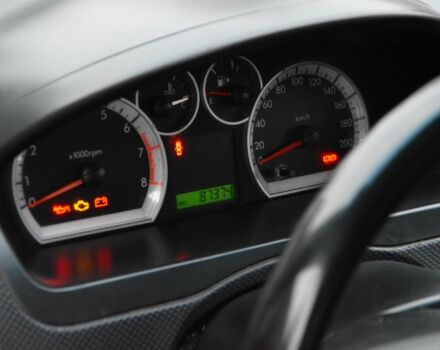 Красный Шевроле Авео, объемом двигателя 1.5 л и пробегом 87 тыс. км за 4800 $, фото 15 на Automoto.ua