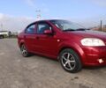 Красный Шевроле Авео, объемом двигателя 0 л и пробегом 220 тыс. км за 4400 $, фото 1 на Automoto.ua