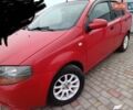 Красный Шевроле Авео, объемом двигателя 1.5 л и пробегом 190 тыс. км за 3700 $, фото 5 на Automoto.ua