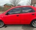 Красный Шевроле Авео, объемом двигателя 1.5 л и пробегом 130 тыс. км за 2300 $, фото 7 на Automoto.ua