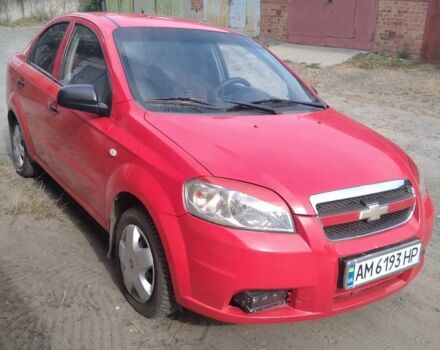 Красный Шевроле Авео, объемом двигателя 1.5 л и пробегом 325 тыс. км за 2900 $, фото 4 на Automoto.ua