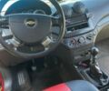 Красный Шевроле Авео, объемом двигателя 1.5 л и пробегом 210 тыс. км за 3400 $, фото 4 на Automoto.ua