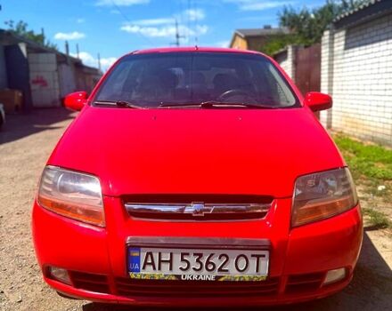 Красный Шевроле Авео, объемом двигателя 1.5 л и пробегом 150 тыс. км за 2600 $, фото 2 на Automoto.ua
