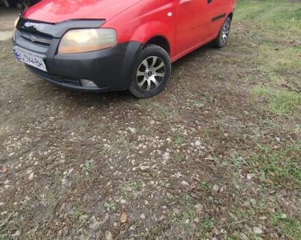 Красный Шевроле Авео, объемом двигателя 1.5 л и пробегом 163 тыс. км за 2100 $, фото 6 на Automoto.ua