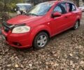 Красный Шевроле Авео, объемом двигателя 1.5 л и пробегом 184 тыс. км за 3000 $, фото 1 на Automoto.ua