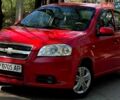 Красный Шевроле Авео, объемом двигателя 1.5 л и пробегом 303 тыс. км за 2950 $, фото 1 на Automoto.ua