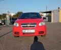 Красный Шевроле Авео, объемом двигателя 1.5 л и пробегом 142 тыс. км за 3700 $, фото 3 на Automoto.ua