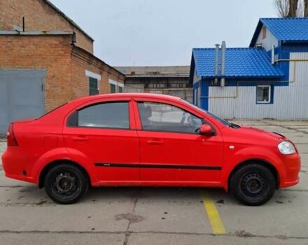 Красный Шевроле Авео, объемом двигателя 1.5 л и пробегом 265 тыс. км за 3500 $, фото 2 на Automoto.ua