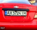 Красный Шевроле Авео, объемом двигателя 1.5 л и пробегом 160 тыс. км за 3300 $, фото 1 на Automoto.ua