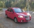 Красный Шевроле Авео, объемом двигателя 1.5 л и пробегом 241 тыс. км за 3300 $, фото 1 на Automoto.ua