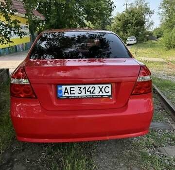 Красный Шевроле Авео, объемом двигателя 1.5 л и пробегом 176 тыс. км за 2650 $, фото 7 на Automoto.ua