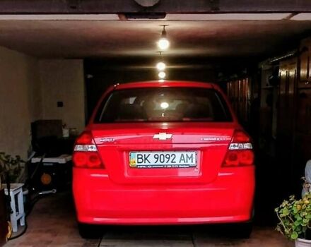 Красный Шевроле Авео, объемом двигателя 1.5 л и пробегом 113 тыс. км за 3900 $, фото 6 на Automoto.ua