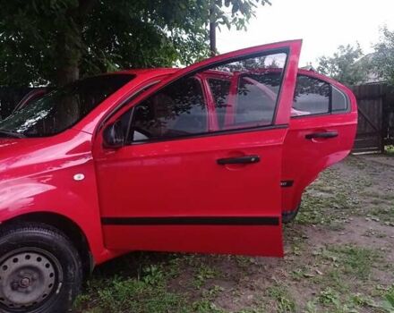 Червоний Шевроле Авео, об'ємом двигуна 1.5 л та пробігом 131 тис. км за 3100 $, фото 9 на Automoto.ua