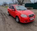 Красный Шевроле Авео, объемом двигателя 1.5 л и пробегом 205 тыс. км за 4100 $, фото 1 на Automoto.ua