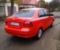 Красный Шевроле Авео, объемом двигателя 1.5 л и пробегом 180 тыс. км за 4500 $, фото 4 на Automoto.ua