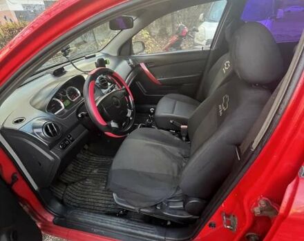 Червоний Шевроле Авео, об'ємом двигуна 1.5 л та пробігом 184 тис. км за 3000 $, фото 8 на Automoto.ua