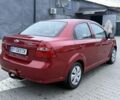 Красный Шевроле Авео, объемом двигателя 1.4 л и пробегом 180 тыс. км за 3300 $, фото 3 на Automoto.ua