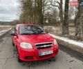 Красный Шевроле Авео, объемом двигателя 1.5 л и пробегом 200 тыс. км за 3200 $, фото 1 на Automoto.ua