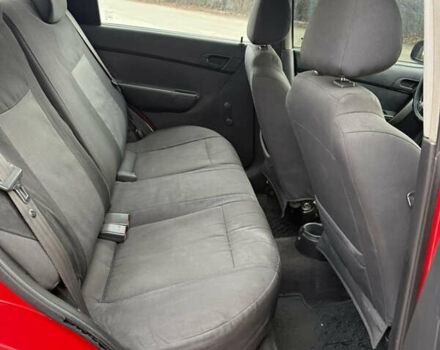 Красный Шевроле Авео, объемом двигателя 1.5 л и пробегом 187 тыс. км за 3300 $, фото 17 на Automoto.ua