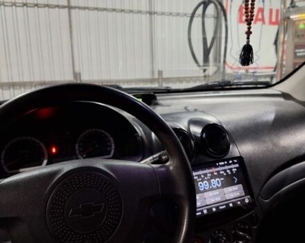 Червоний Шевроле Авео, об'ємом двигуна 1.5 л та пробігом 265 тис. км за 3800 $, фото 5 на Automoto.ua