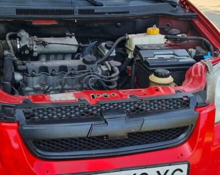 Красный Шевроле Авео, объемом двигателя 1.5 л и пробегом 178 тыс. км за 2699 $, фото 3 на Automoto.ua