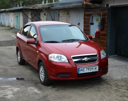 Красный Шевроле Авео, объемом двигателя 1.5 л и пробегом 87 тыс. км за 4800 $, фото 1 на Automoto.ua