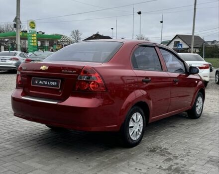 Красный Шевроле Авео, объемом двигателя 1.5 л и пробегом 27 тыс. км за 6100 $, фото 3 на Automoto.ua
