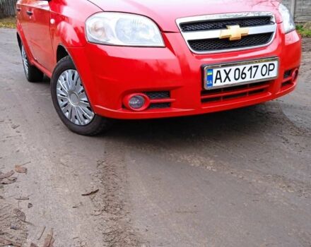 Красный Шевроле Авео, объемом двигателя 1.5 л и пробегом 180 тыс. км за 4500 $, фото 1 на Automoto.ua
