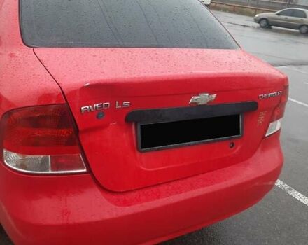 Красный Шевроле Авео, объемом двигателя 1.5 л и пробегом 196 тыс. км за 3300 $, фото 3 на Automoto.ua